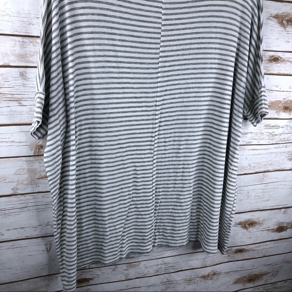 Agnes & Dora stripe oversized short sleeve top - Picture 7 of 8